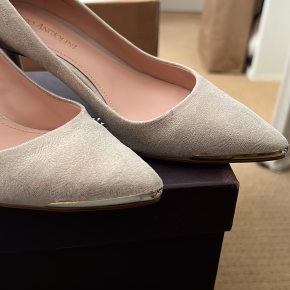 Enzo Angiolini Eagrasyn Shimmer Kitten Heels Pointy Toe Pumps Gold Trim Sz 7M - Picture 3 of 8